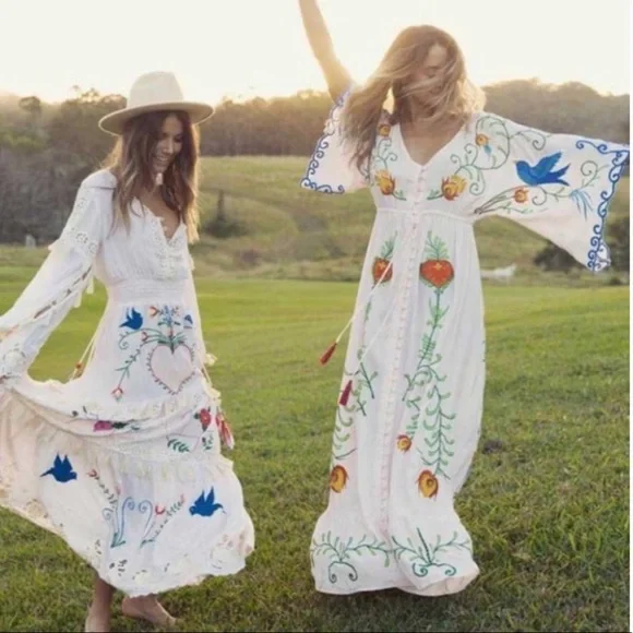 5 Star ⭐️ Favorite Boho Embroidered Hearts Magic Kimono Long Maxi Gown In White - Picture 2 of 15